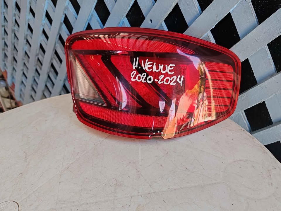 Foco trasero derecho Hyundai Venue 2020 - 2024 - Imagen 2