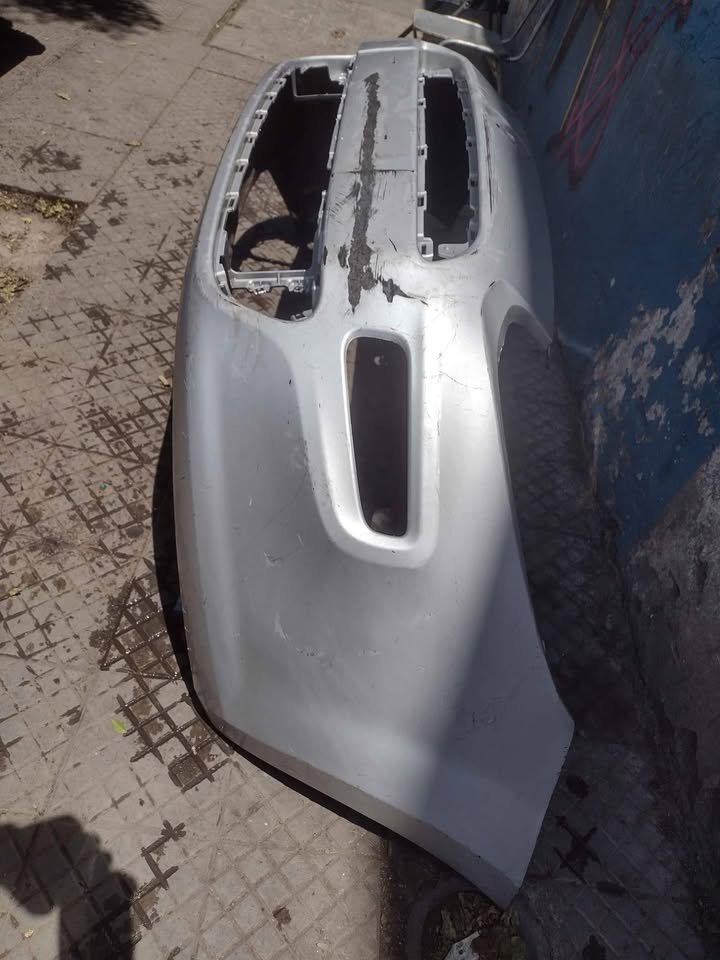 Parachoque delantero Fiat Punto 2013 - 2017 - Imagen 3