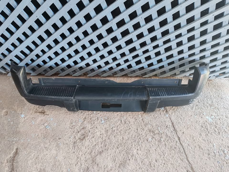 Parachoque trasero Chevrolet Montana 2006 - 2010 - Imagen 6
