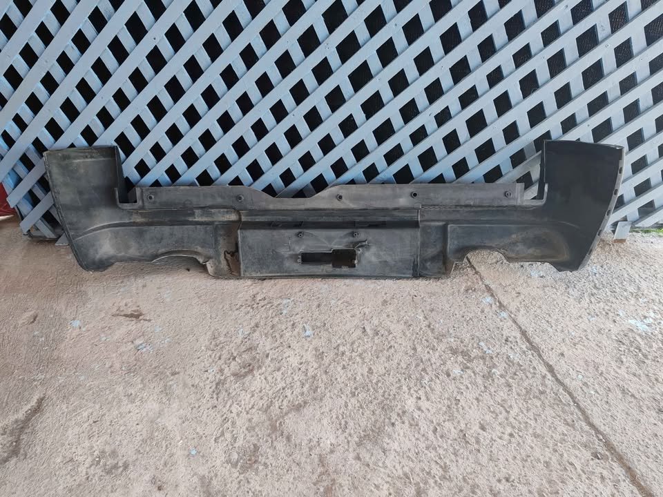 Parachoque trasero Chevrolet Montana 2006 - 2010 - Imagen 9
