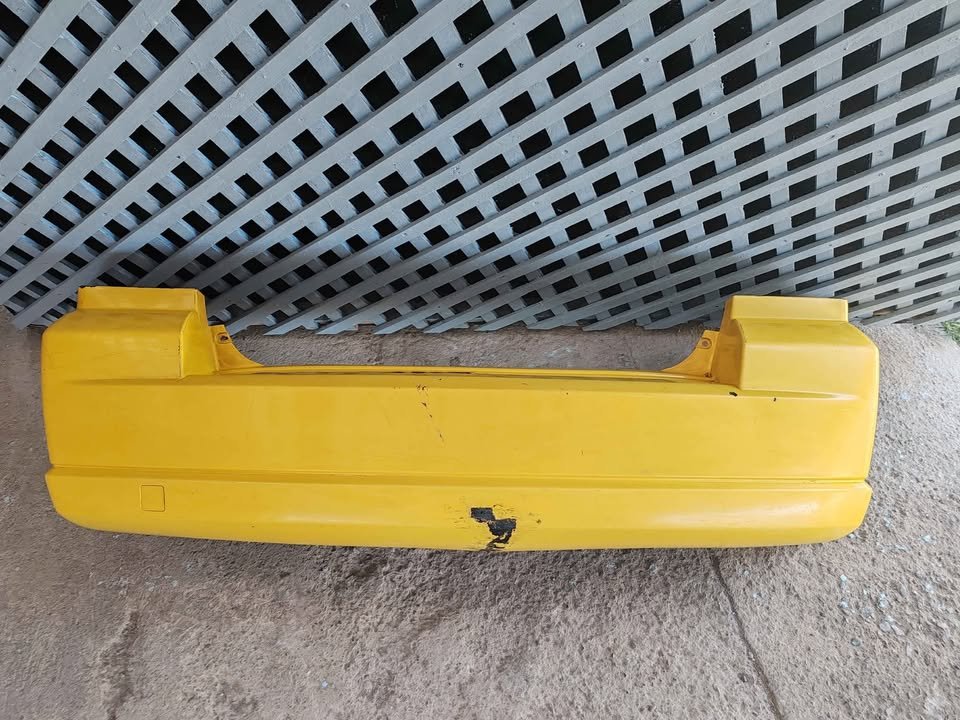 Parachoque trasero Dodge Caliber 2008 - 2012