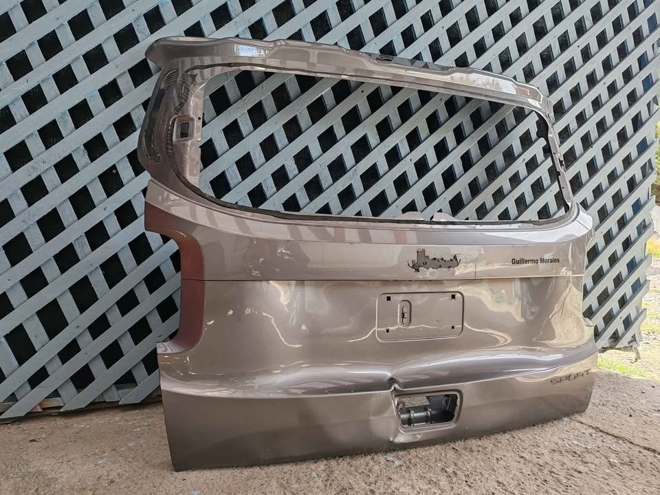 Portalón Jeep Renegande 2020 - 2023 - Imagen 5