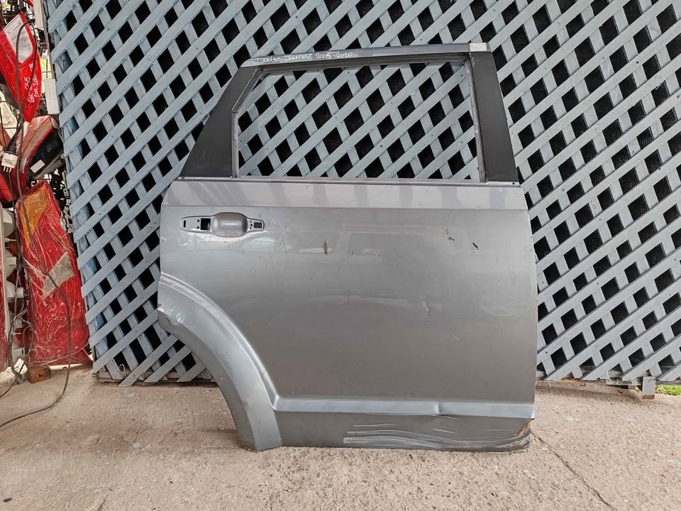 Puerta trasera derecha Dodge Journey 2009 - 2012