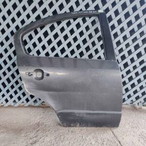 Puerta trasera derecha Suzuki SX4 sedan 2008 - 2014