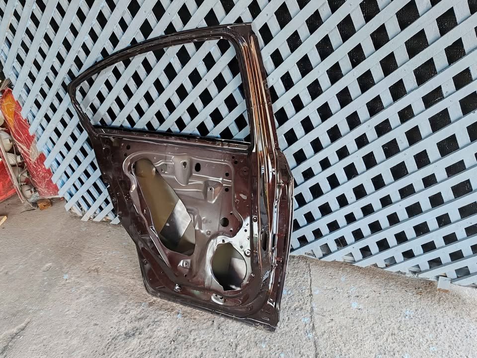 Puerta trasera izquierda Chevrolet Cruze 2010 - 2015 - Imagen 6