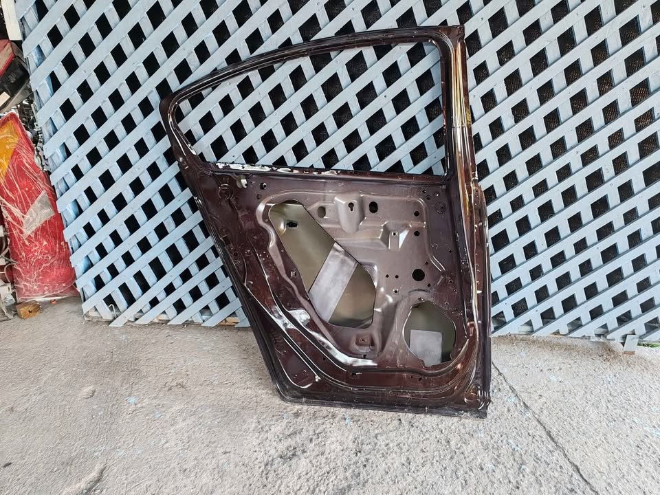 Puerta trasera izquierda Chevrolet Cruze 2010 - 2015 - Imagen 8