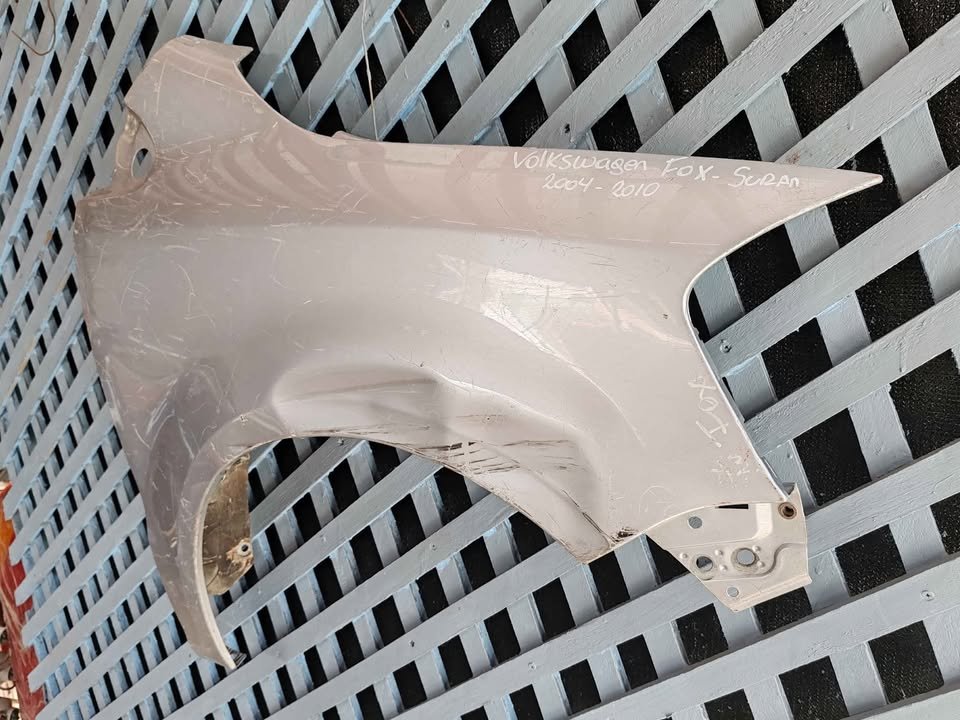 Tapabarro derecho Volkswagen Fox 2004 - 2010 - Imagen 4