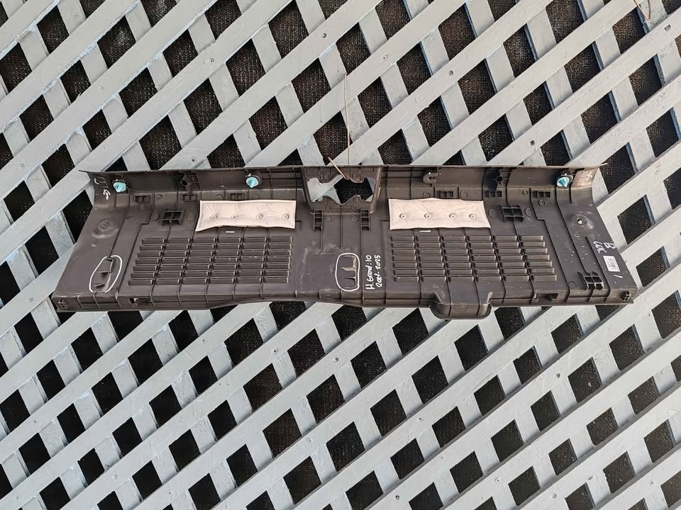 Cubre chapa trasera Hyundai Grand i10 HB 2021 - 2025 - Imagen 9