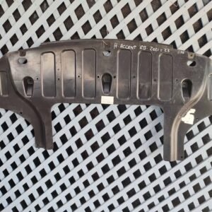 Cubre motor inferior Hyundai Accent 2021 - 2023