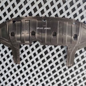 Cubre motor inferior Hyundai Accent 2024 - 2025