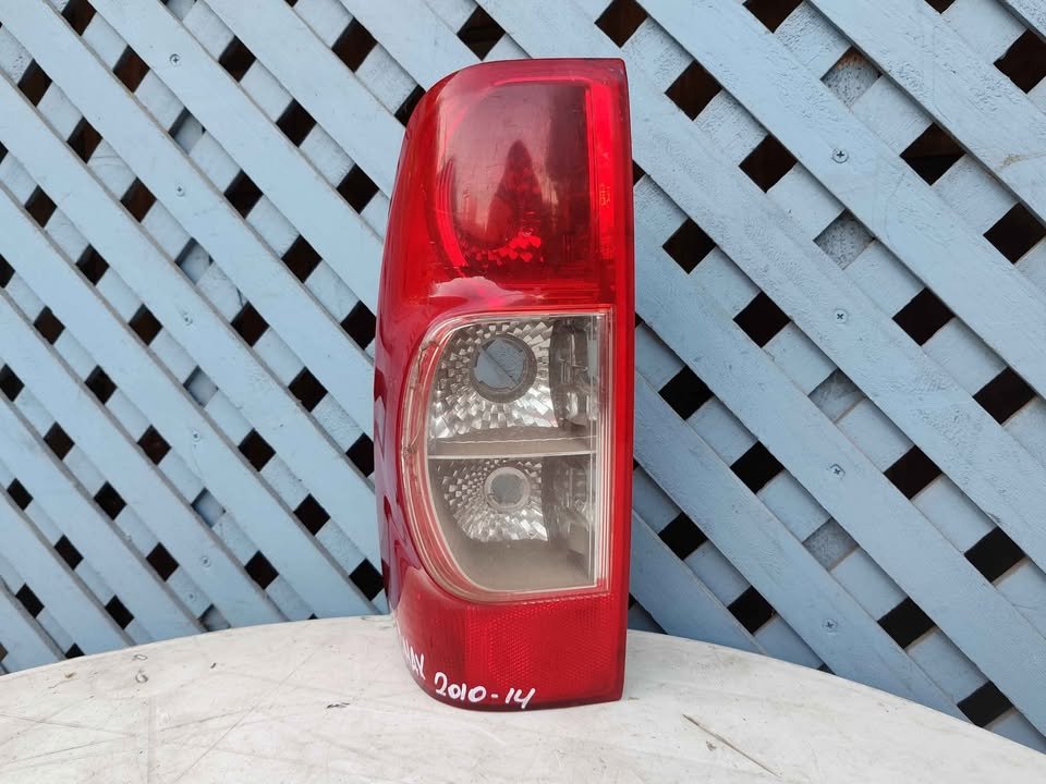 Foco trasero izquierdo Chevrolet Dmax 2010 - 2014 - Imagen 4
