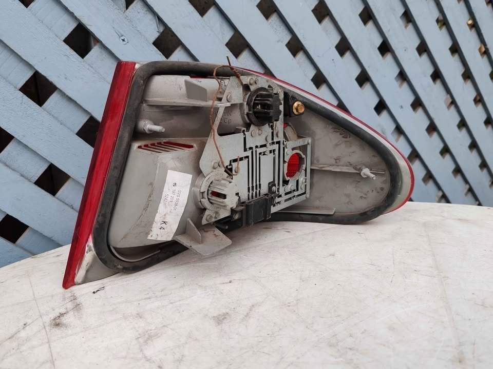 Foco trasero izquierdo Mercedes Benz w210 1996 - 2003 - Imagen 4