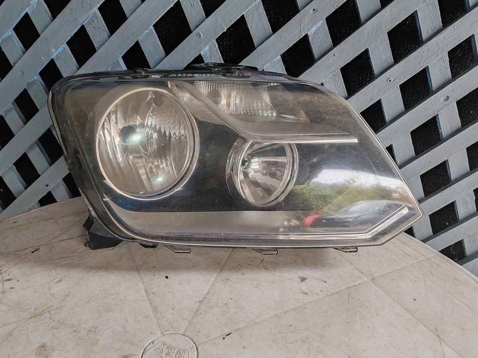 Óptico derecho Volkswagen Amarok 2010 - 2015