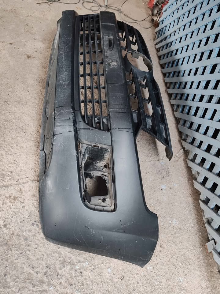 Parachoque delantero Volkswagen Amarok 2010 - 2014 - Imagen 4