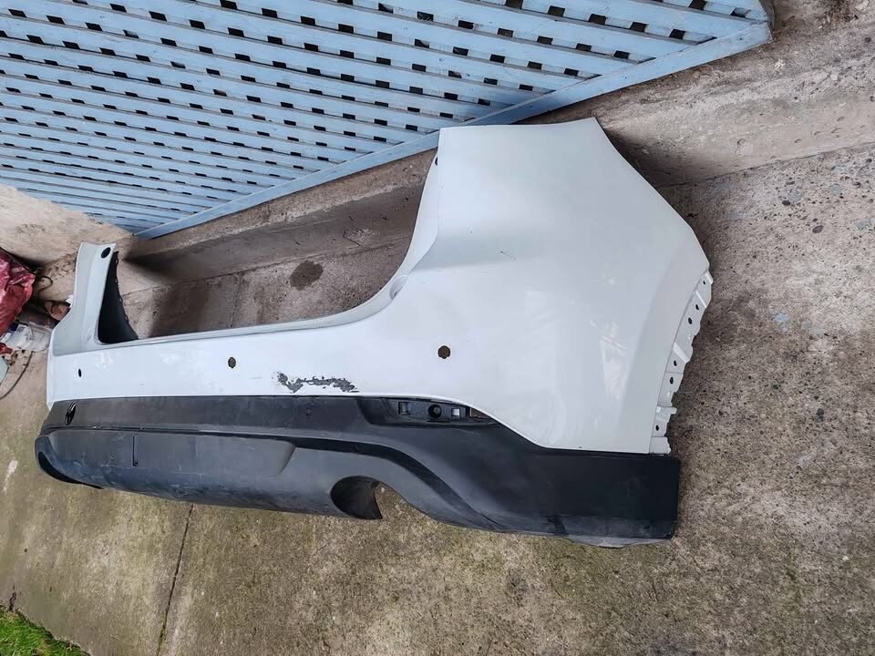 Parachoque trasero Mazda CX5 2023 - 2025 - Imagen 4