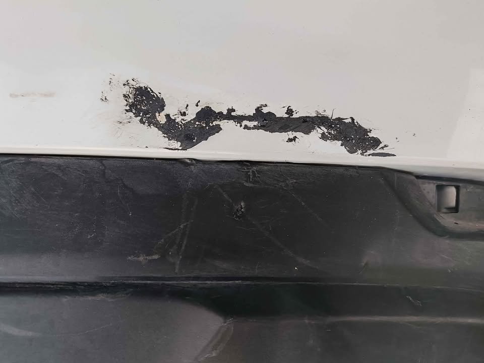 Parachoque trasero Mazda CX5 2023 - 2025 - Imagen 5