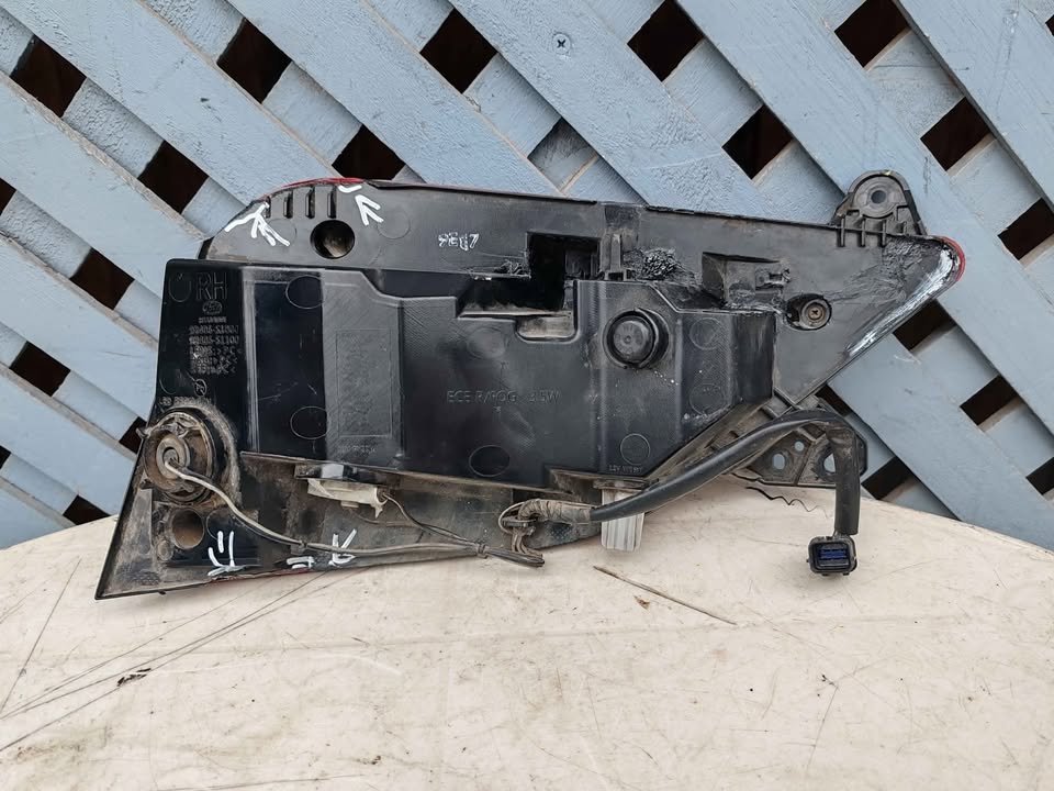 Foco trasero derecho de parachoque Hyundai Santa Fe 2019 - 2020 - Imagen 4