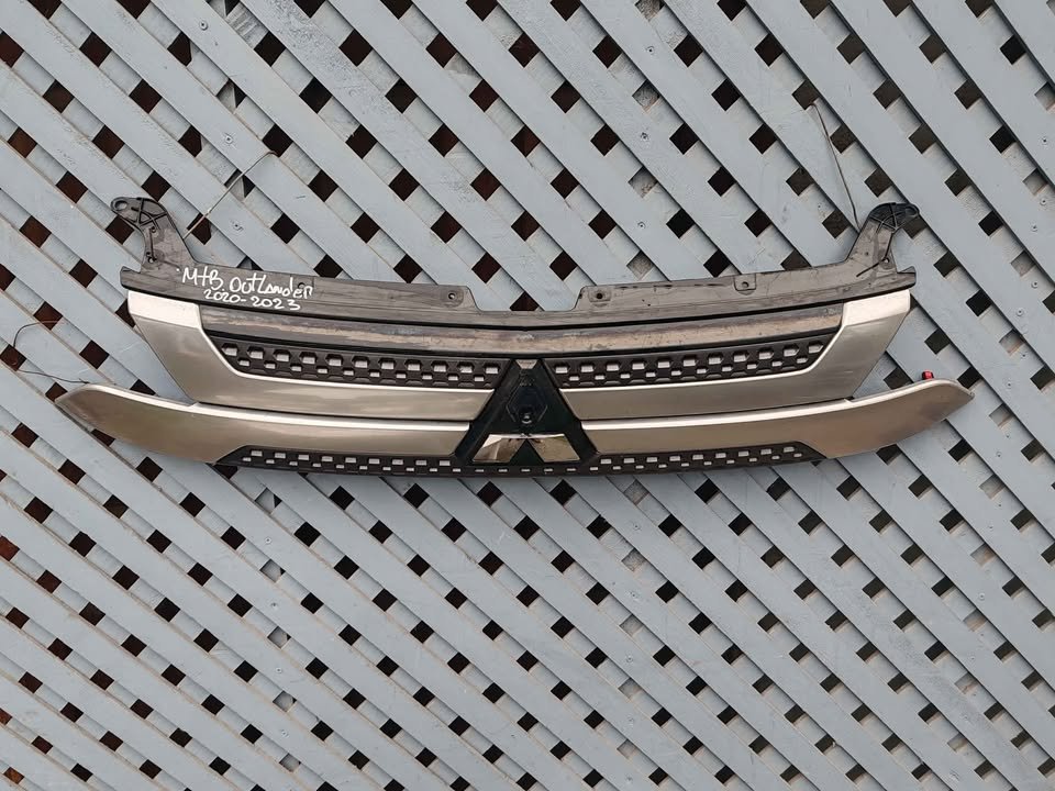 Máscara Mitsubishi Outlander 2020 - 2023 - Imagen 2