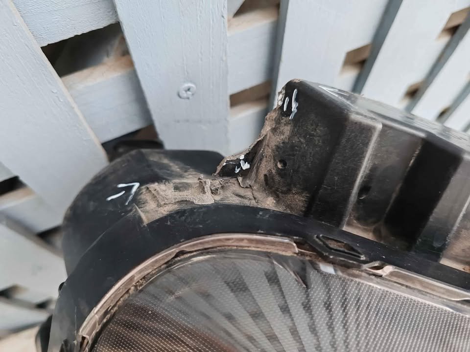 Optico derecho inferior Hyundai Santa Fe 2019 - 2021 - Imagen 6