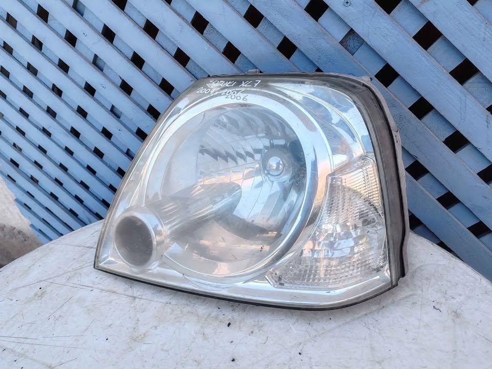 Óptico izquierdo Suzuki XL7 2003 - 2006 - Imagen 4