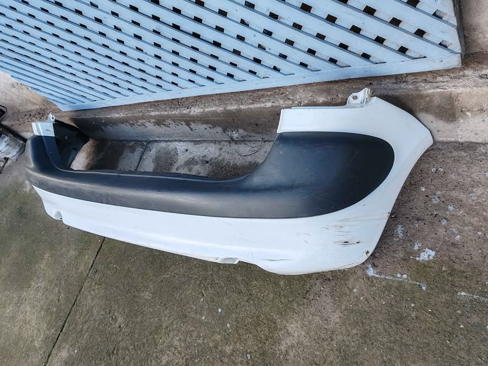Parachoque trasero Citroen Xsara Picasso 2002 - 2004 - Imagen 5