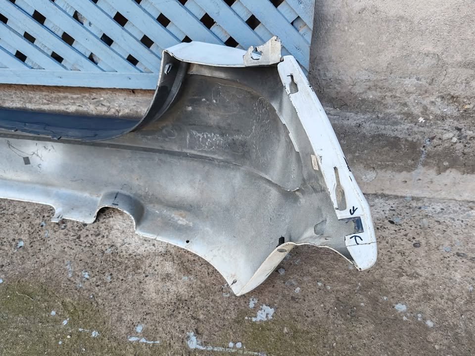 Parachoque trasero Citroen Xsara Picasso 2002 - 2004 - Imagen 6