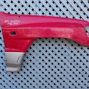 Tapabarro derecho Mitsubishi Montero 1998 - 1990