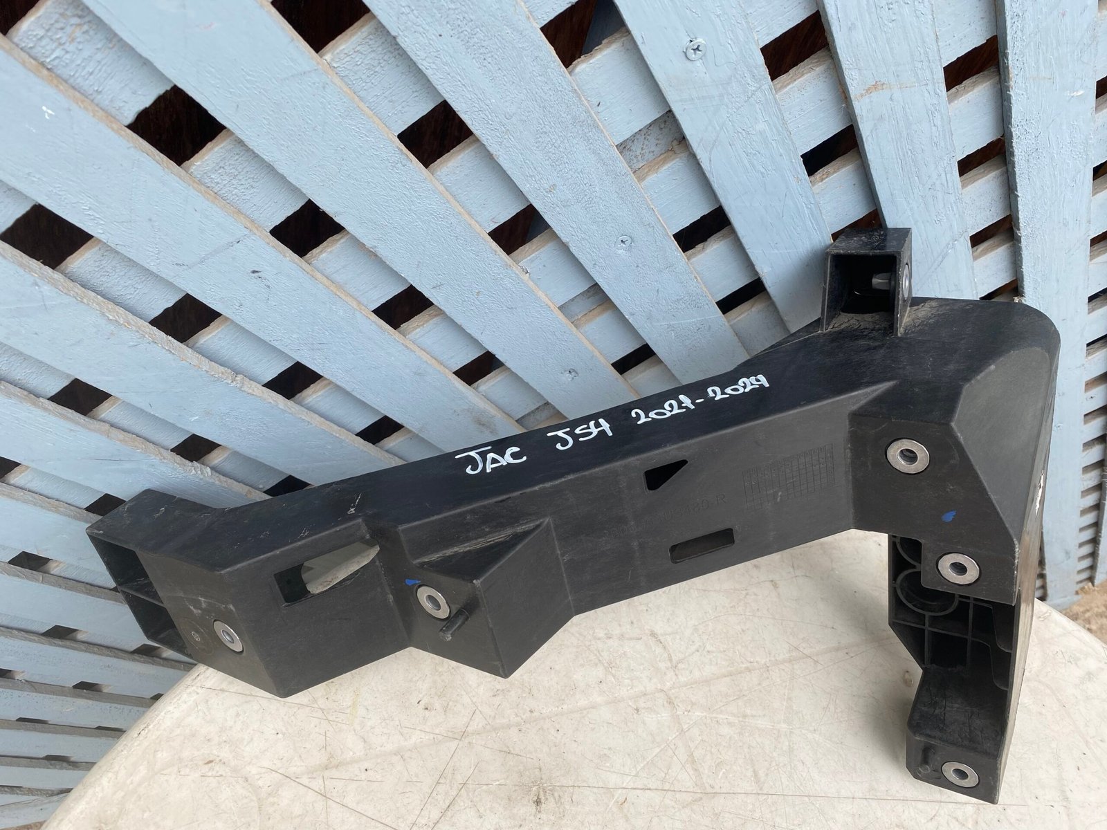 Pata izquierda de frontal JAC JS4 2021 - 2024 - Imagen 2