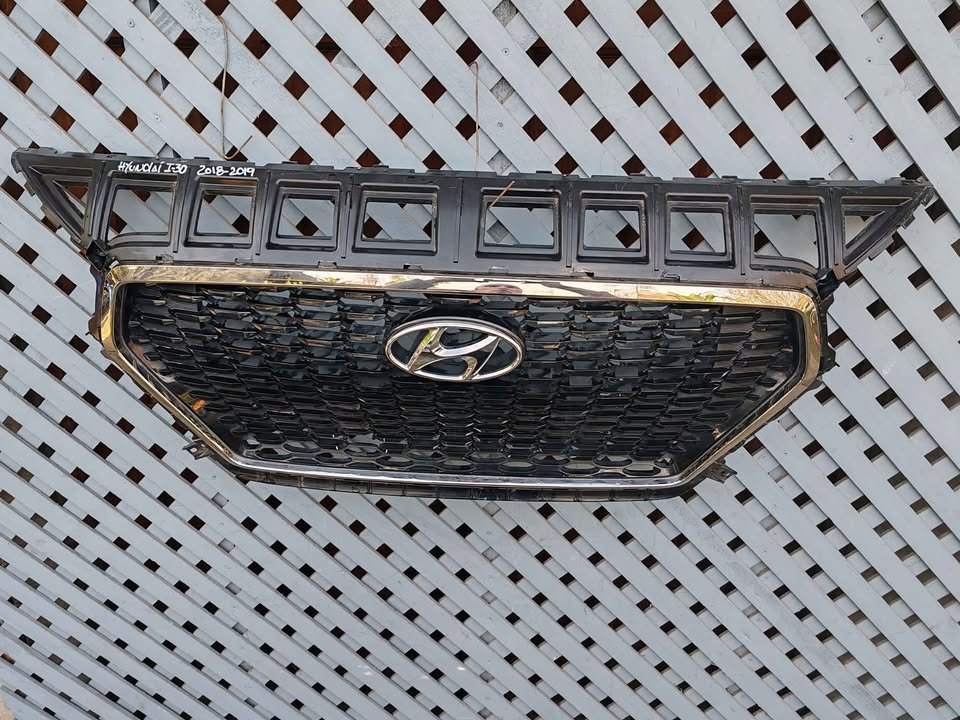 Máscara Hyundai i30 2018 - 2019 - Imagen 2