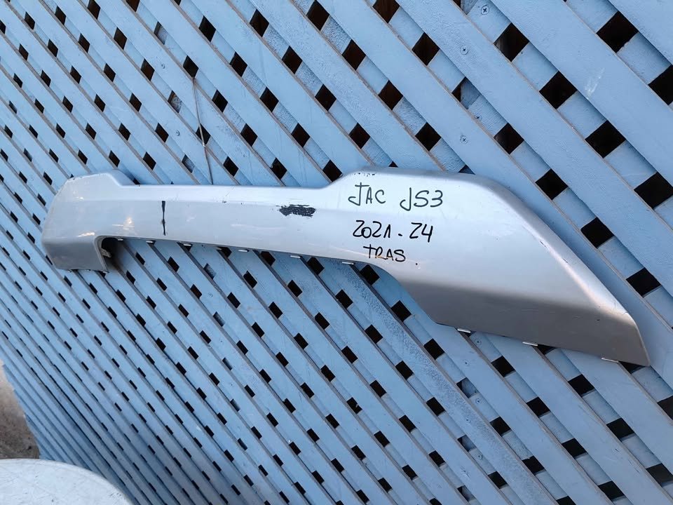 Moldura de parachoque trasero JAC JS3 2021 - 2024 - Imagen 2