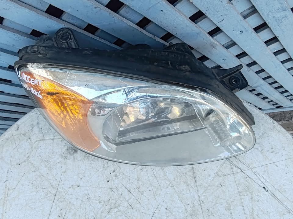 Óptico derecho Hyundai Accent 2003 - 2006 - Imagen 5