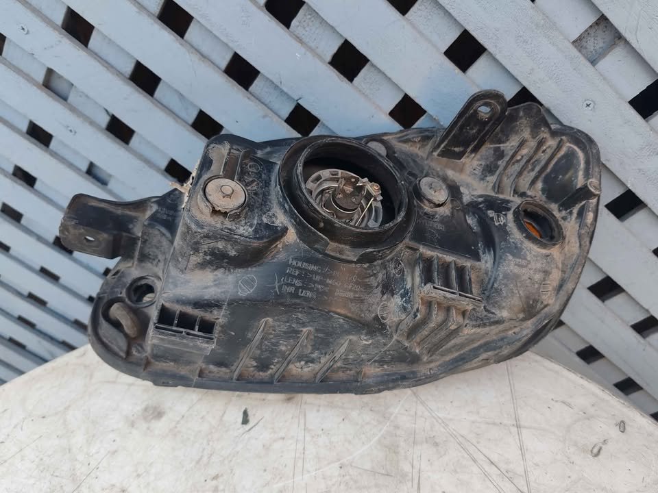 Óptico derecho Hyundai Accent 2003 - 2006 - Imagen 8