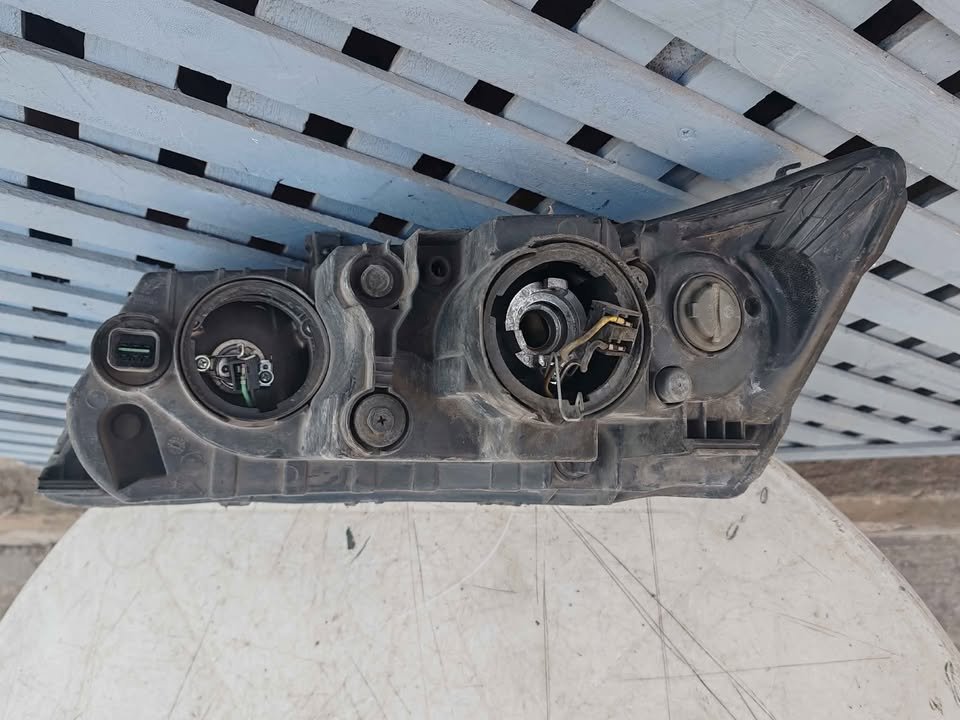 Óptico derecho Hyundai Sonata 2009 - 2010 - Imagen 6