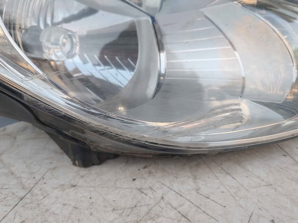 Óptico derecho Hyundai Tucson 2010 - 2014 - Imagen 4