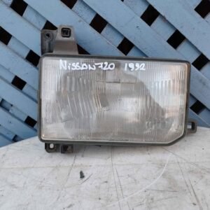 Óptico derecho Nissan 720 1992