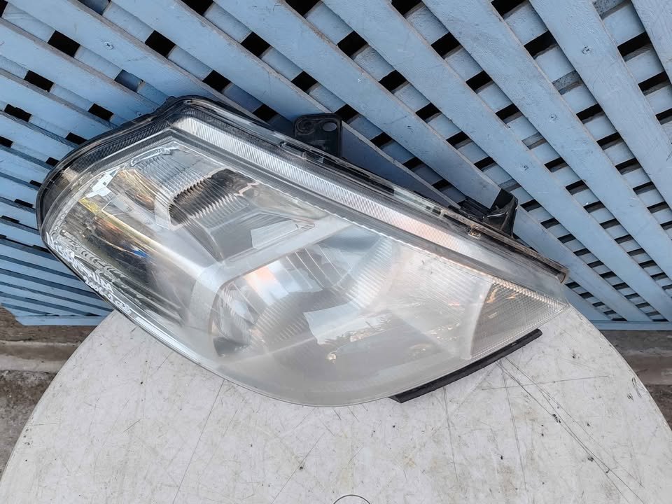 Óptico derecho Nissan Tiida 2010 - 2015 - Imagen 4