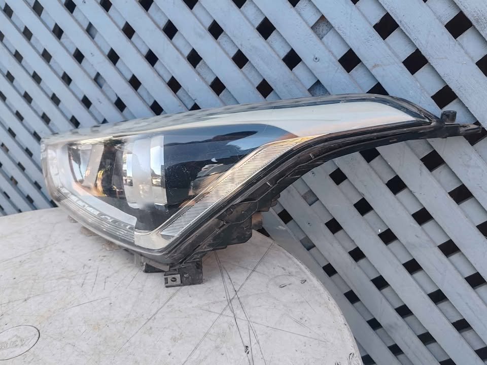Óptico izquierdo Hyundai Creta 2017 - 2020 - Imagen 3