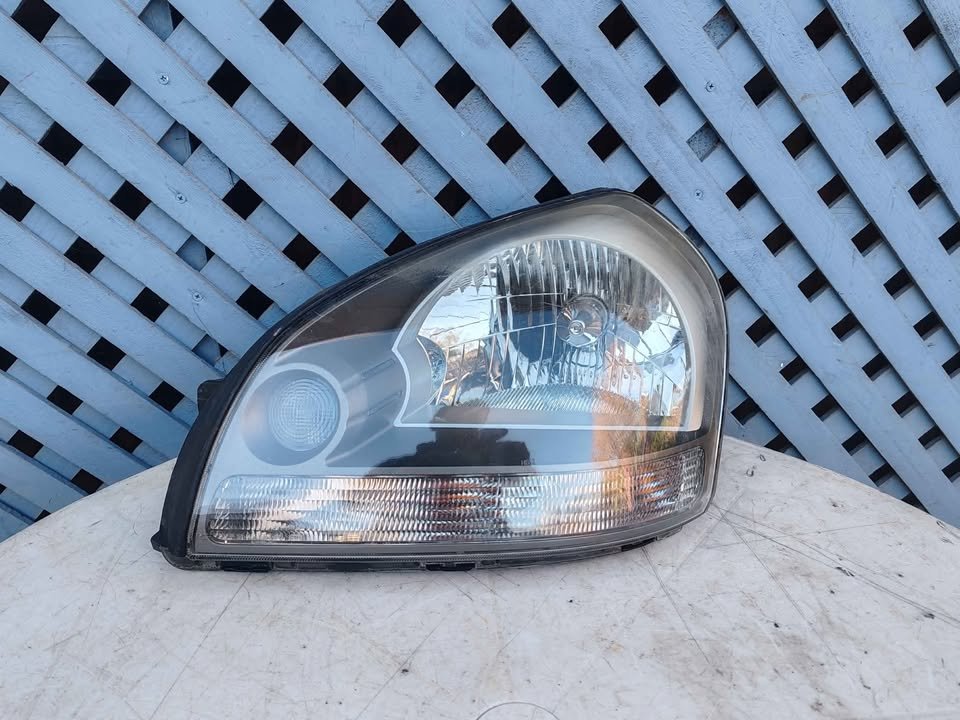 Óptico izquierdo Hyundai Tucson 2005 - 2010