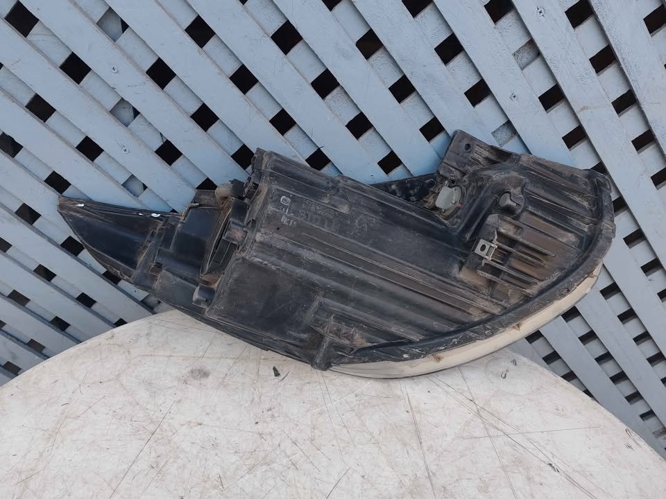 Óptico izquierdo Hyundai Tucson 2011 - 2014 - Imagen 5
