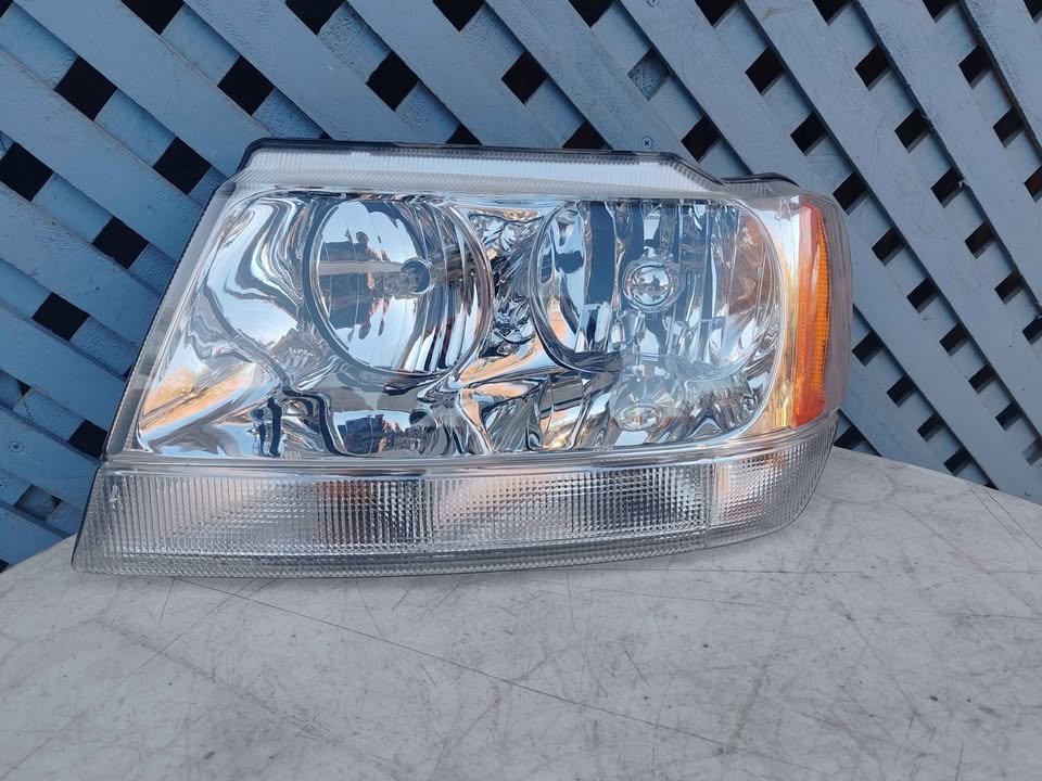 Óptico izquierdo Jeep Grand Cherokee 2000 - 2004