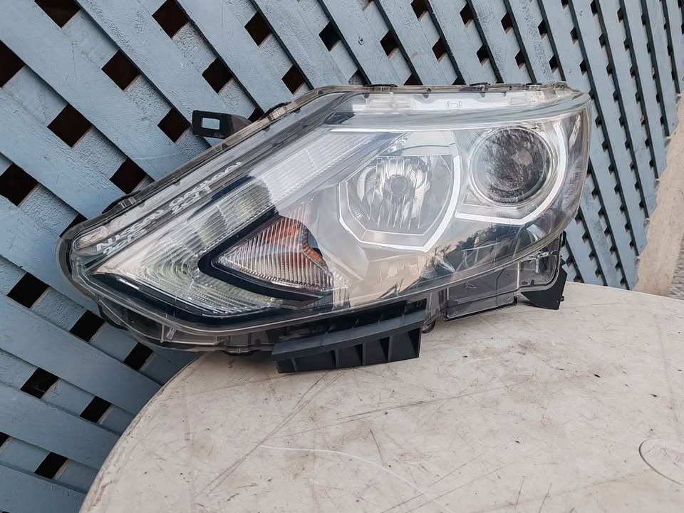 Óptico izquierdo Nissan Qashqai 2015 - 2017 - Imagen 2