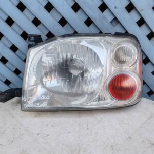 Óptico izquierdo Nissan Terreno 2005 - 2014