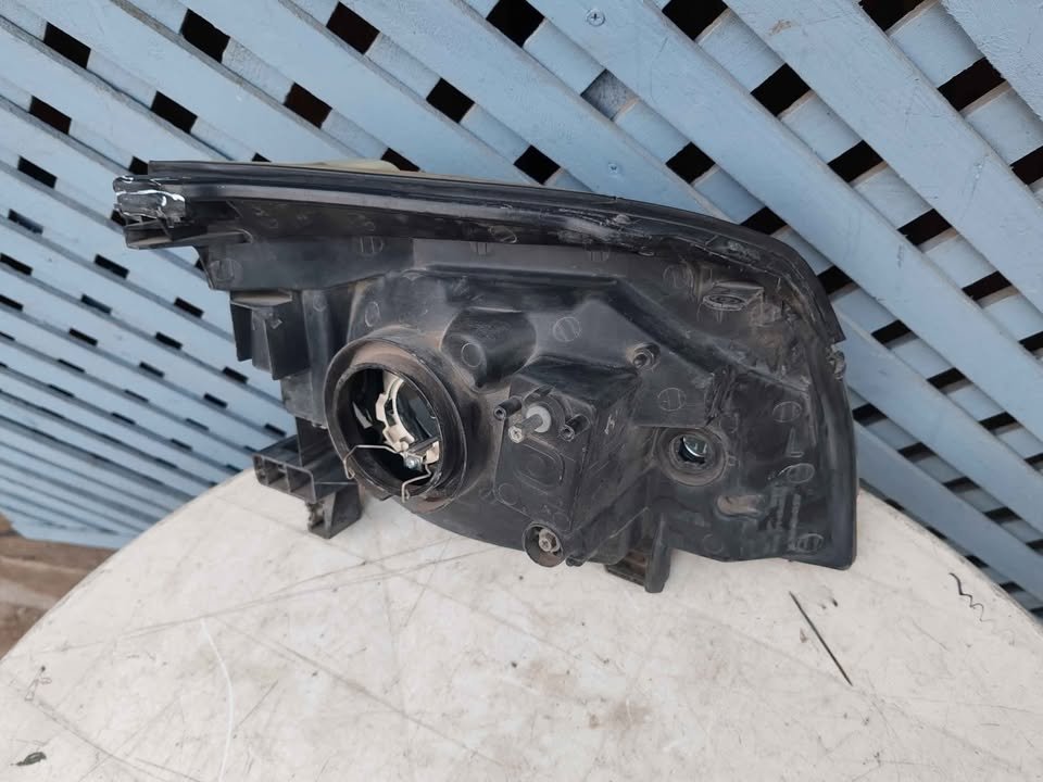 Óptico izquierdo Nissan Xtrail 2002 - 2011 - Imagen 6
