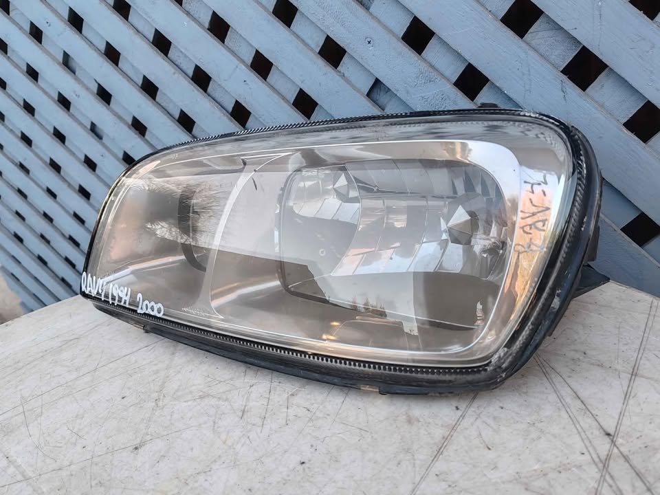 Óptico izquierdo Toyota RAV4 1998 - 2000 - Imagen 3