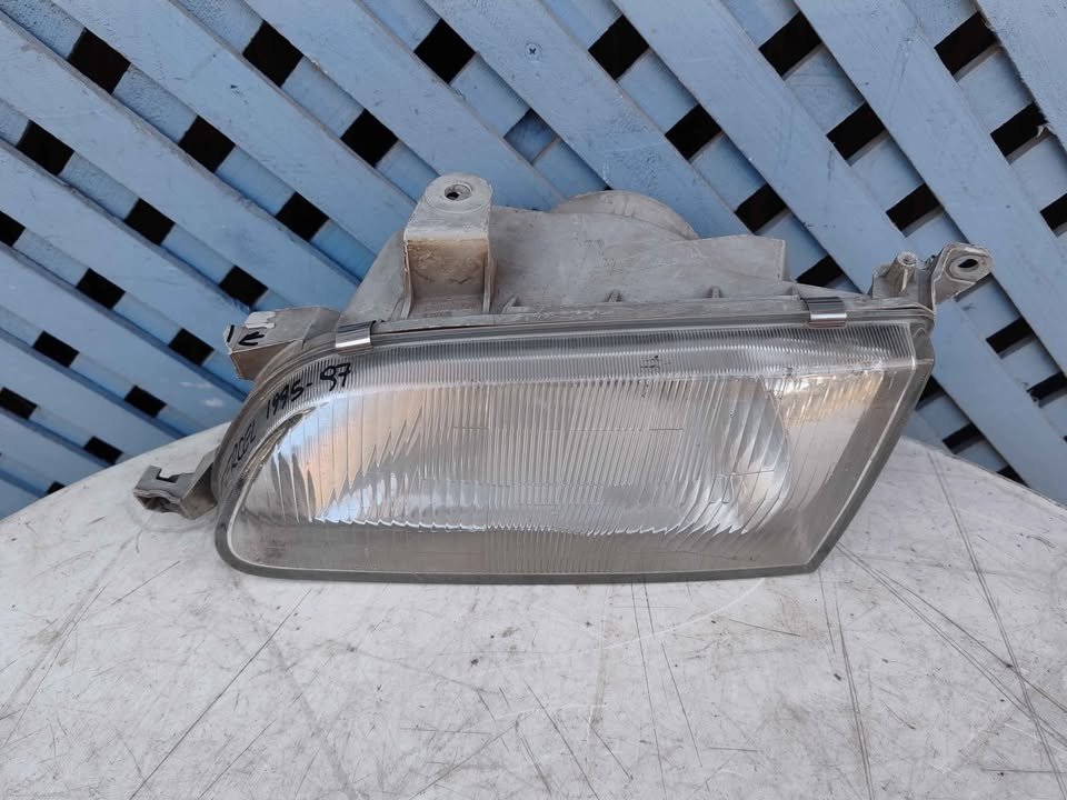 Óptico izquierdo Toyota Tercel 1995 - 1997 - Imagen 2