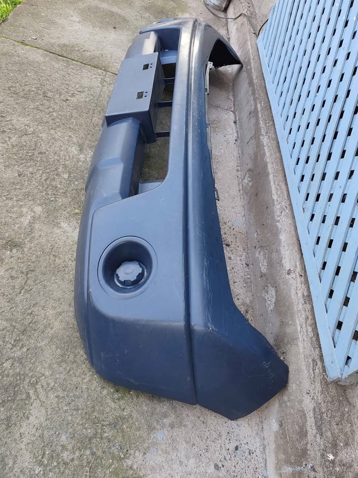 Parachoque delantero Nissan Navara 2007 - 2014 - Imagen 4
