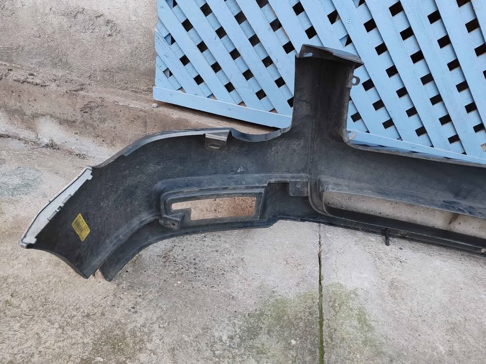 Parachoque superior Ford Explorer XLS 2006 - 2010 - Imagen 6