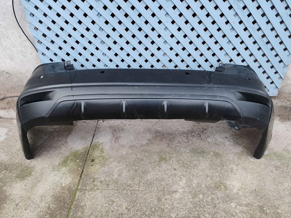 Parachoque trasero Nissan Versa 2020 - 2024 - Imagen 2