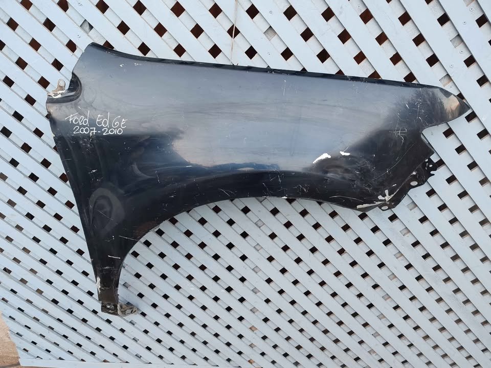 Tapabarro derecho Ford Edge 2007 - 2010 - Imagen 2