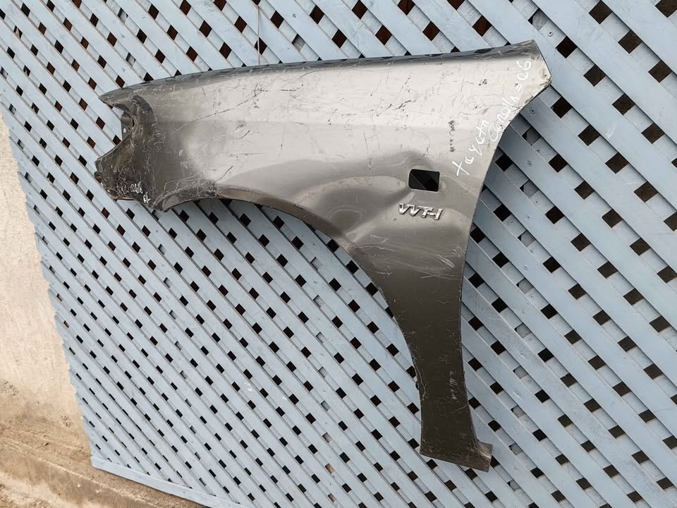 Tapabarro izquierdo Toyota Camry 2001 - 2006 - Imagen 3